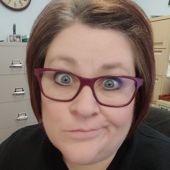 Meet your Posher, Cassy - Picture 1 of 1